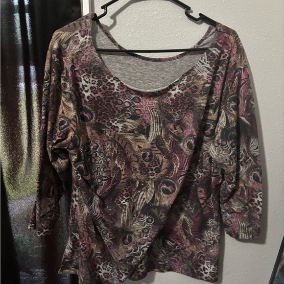 Women's Multicolor Patterned Top - Picture 1 of 3